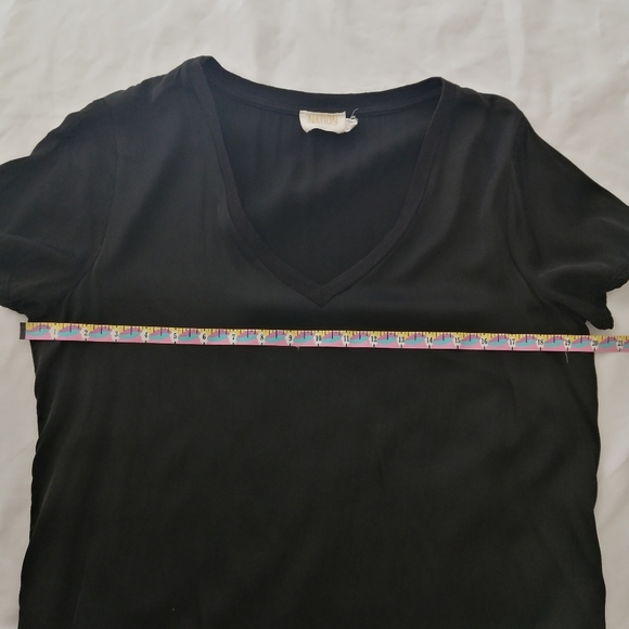 Nation LTD Satin Viscose V-neck Tee Large *Flaw - Picture 10 of 16